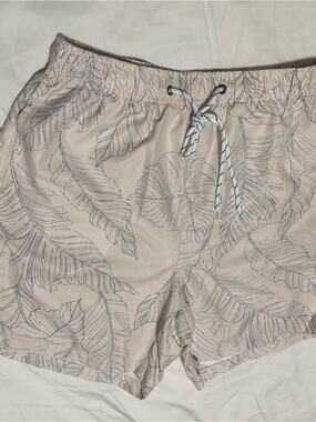 Men's Pale Pink Leaf-Print Athletic Swim Shorts with Drawstring